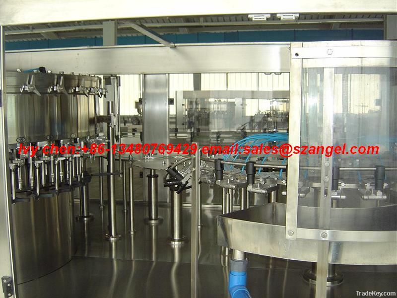 Carbonated drinks filling machine