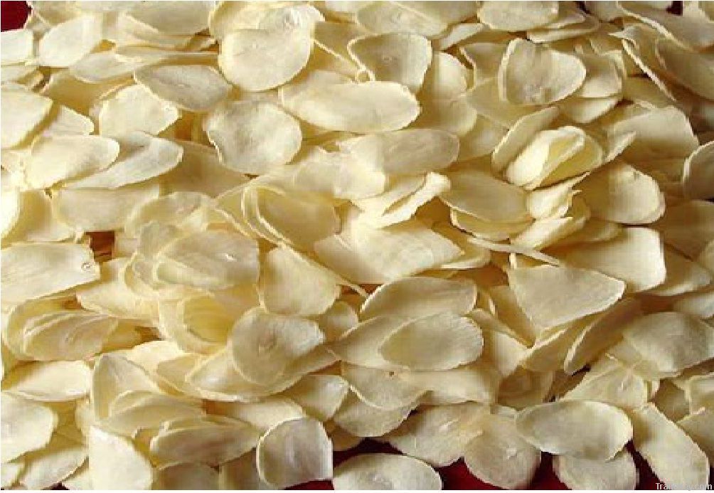 Light Yellow Garlic Flakes