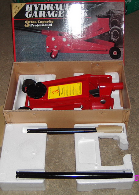 hydraulic floor jack