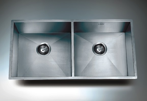 Stainless steel handmade kitchen sink