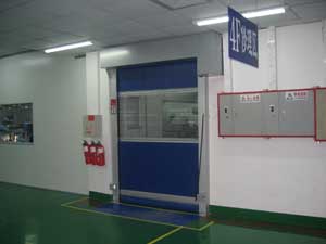 CF 200 Transparent fast Roll-up Door