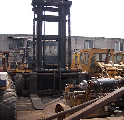 sell used forklift TCM 10 tons