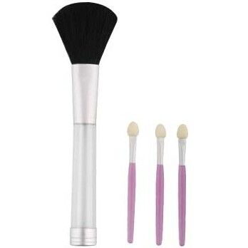 Makeup brushes