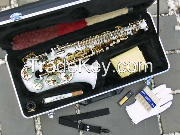 BEAUTIFUL WHITE LACQUER ALTO SAXOPHONE