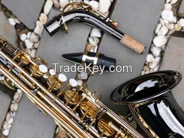 BEAUTIFUL BLACK LACAUER ALTO SAXOPHONE