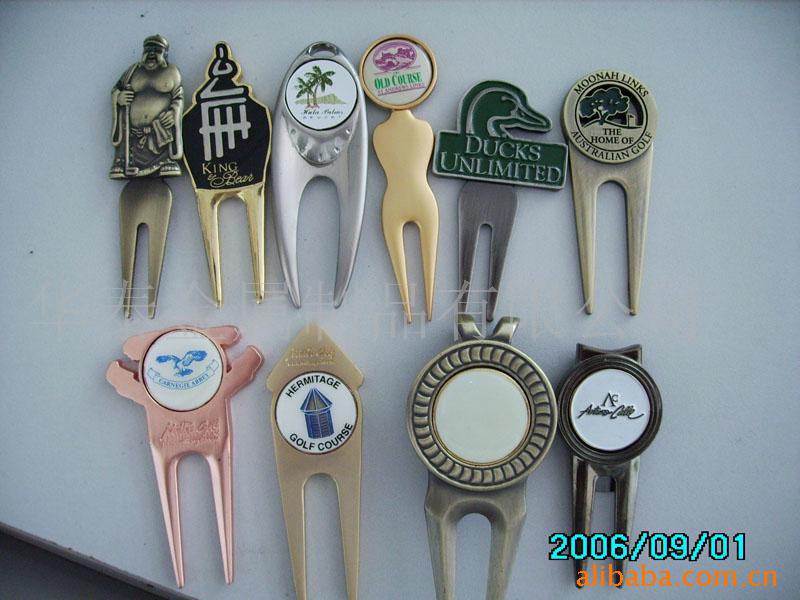 golf  divot tool