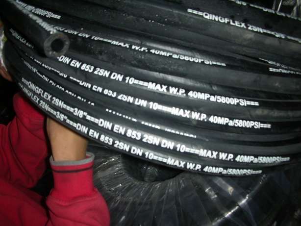 Steel wire braided rubber hydraulic hose