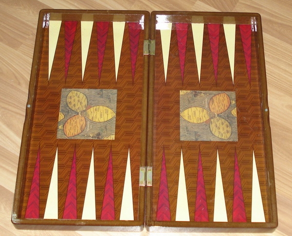 backgammon wooden