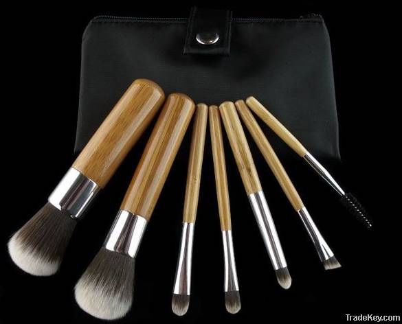bamboo cosmetic travel brush set