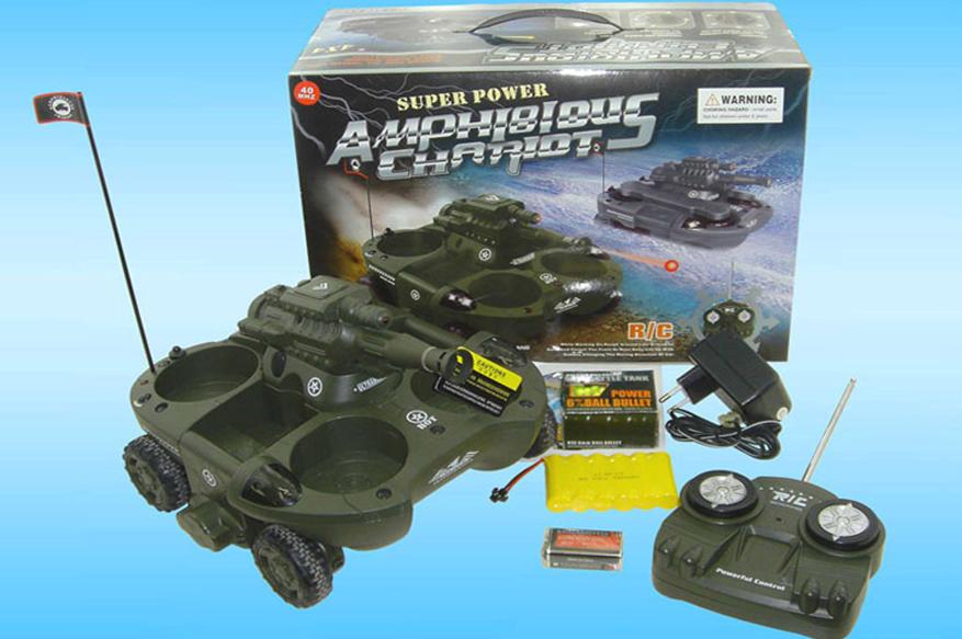R/C amphibic tank