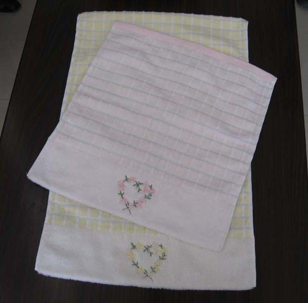 Heart towel set