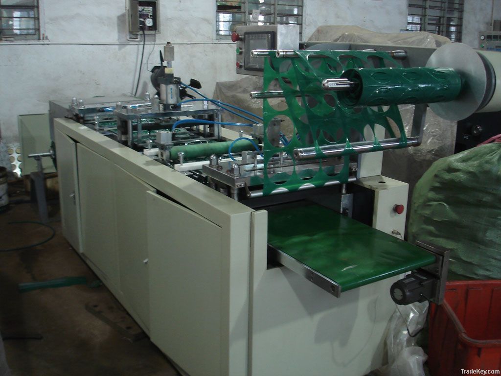 Plastic Lid Forming Machine