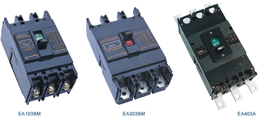 Moulded circuit breakers