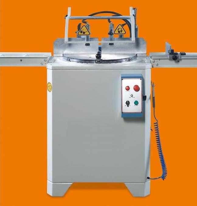 AUTOMATIC CUTTING MACHINE WITH RISING SAW