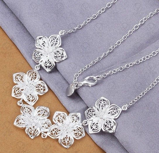 Filigree Design Silver Plated Flower Necklace