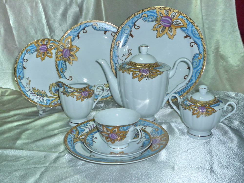 porcelain  coffee sets, tea sets, dinner sets