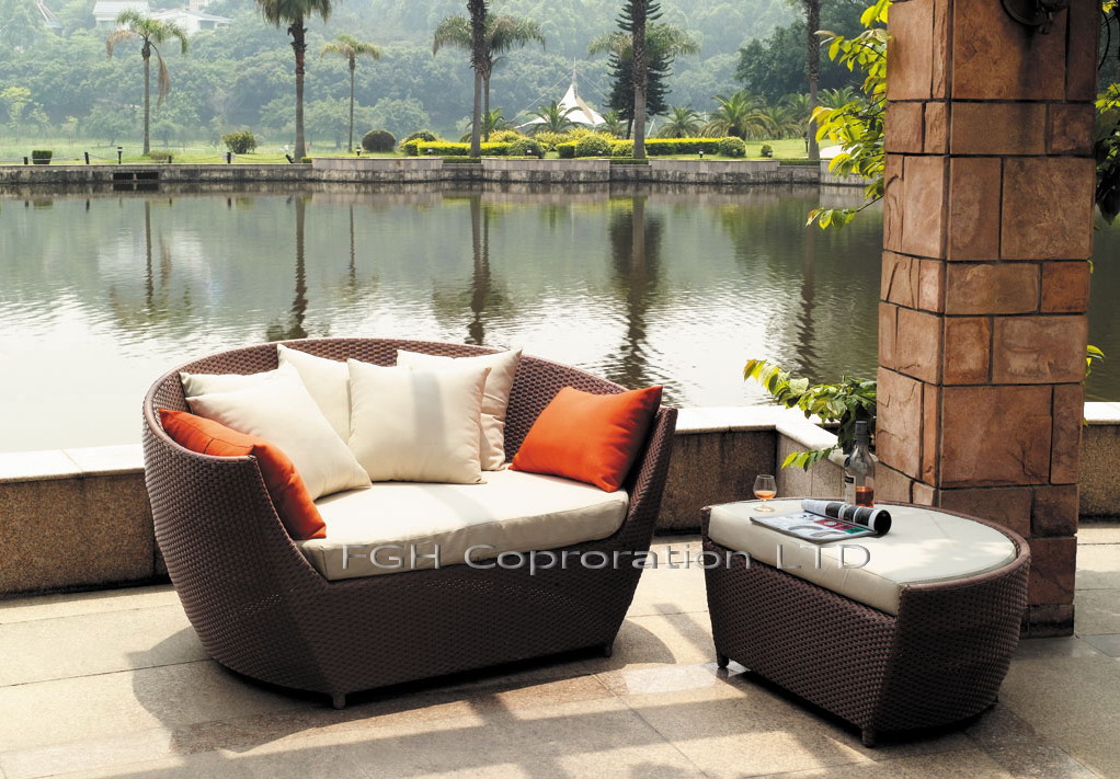synthetic rattan outdoor/indoor sofa