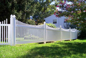 vinyl fencing