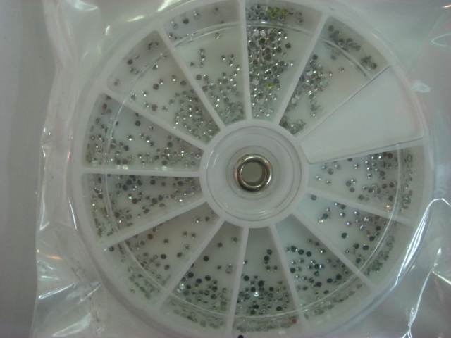 Nail art rhinestone wheel