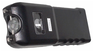 Checkmate 1.8 Million Volt Rechargeable Stun Gun/Flashlight