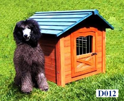 wood dog house (D012)