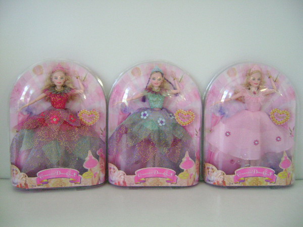 Barbie Dancing Dolls