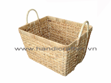 Water hyacinth basket