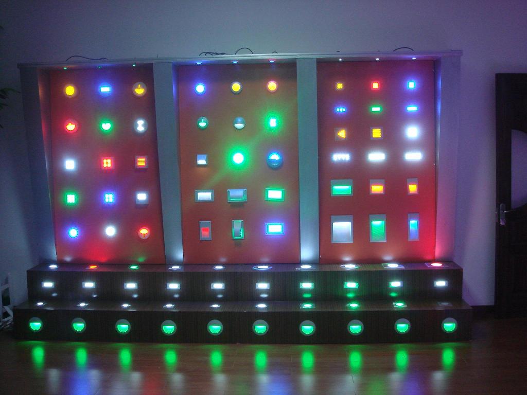 LED wall light