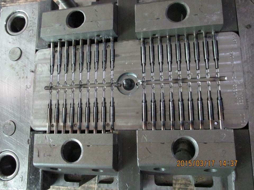 aluminium and zinc die casting mould and moulding