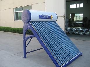compact non-pressurized solar water heater