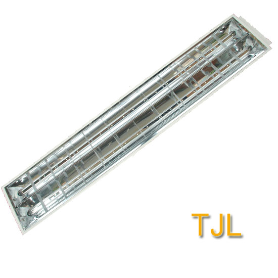 LED TUBE LIGHT