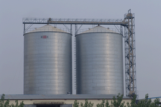 Galvanized steel silo