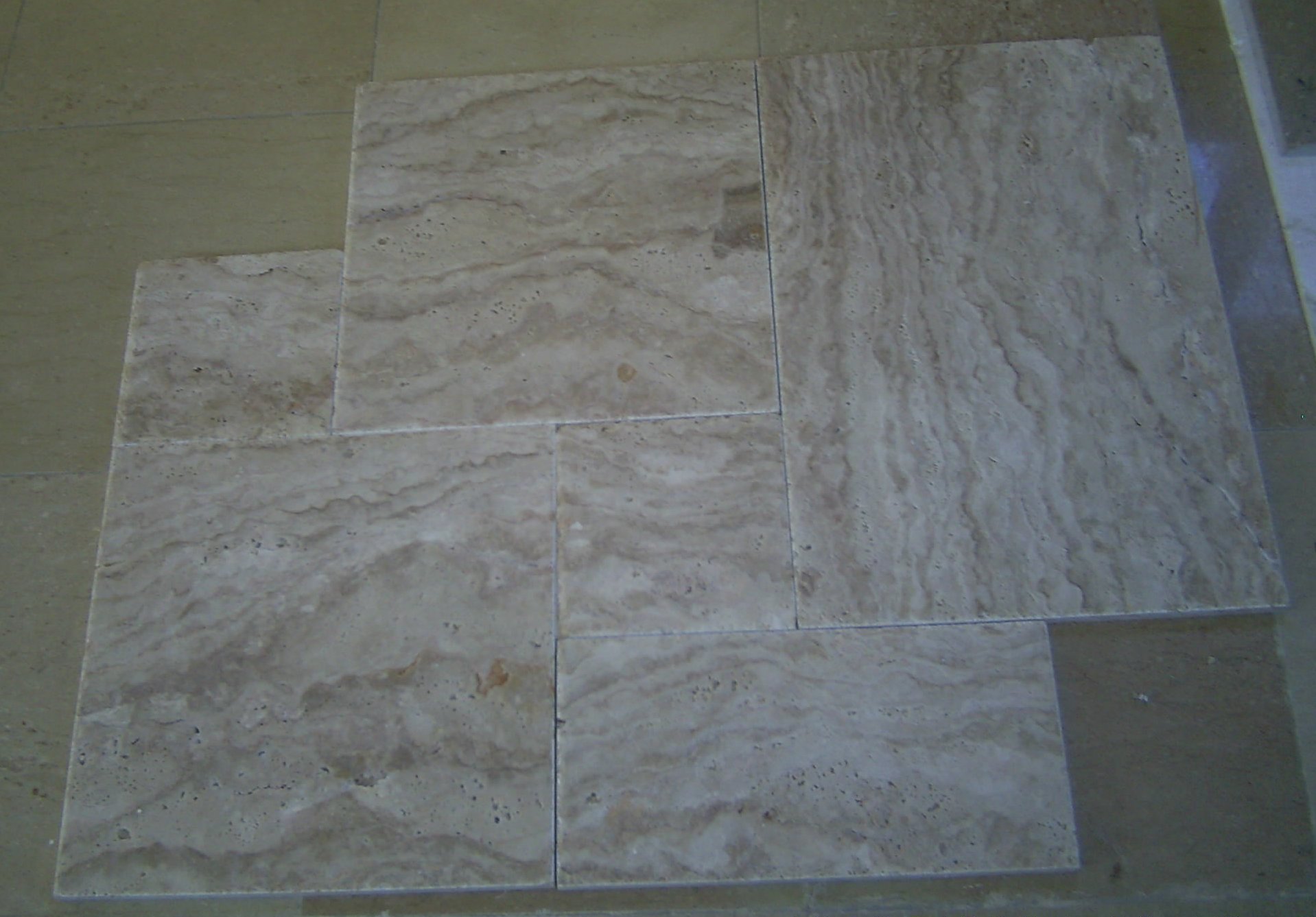 Blanco Travertine No:2