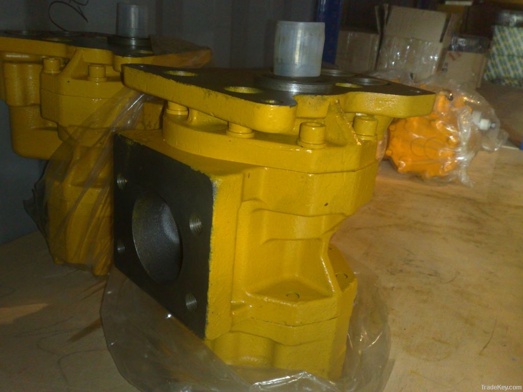 komatsu dozer pumps 704-71-44002 705-58-44050 705-52-40100 705-52-3092