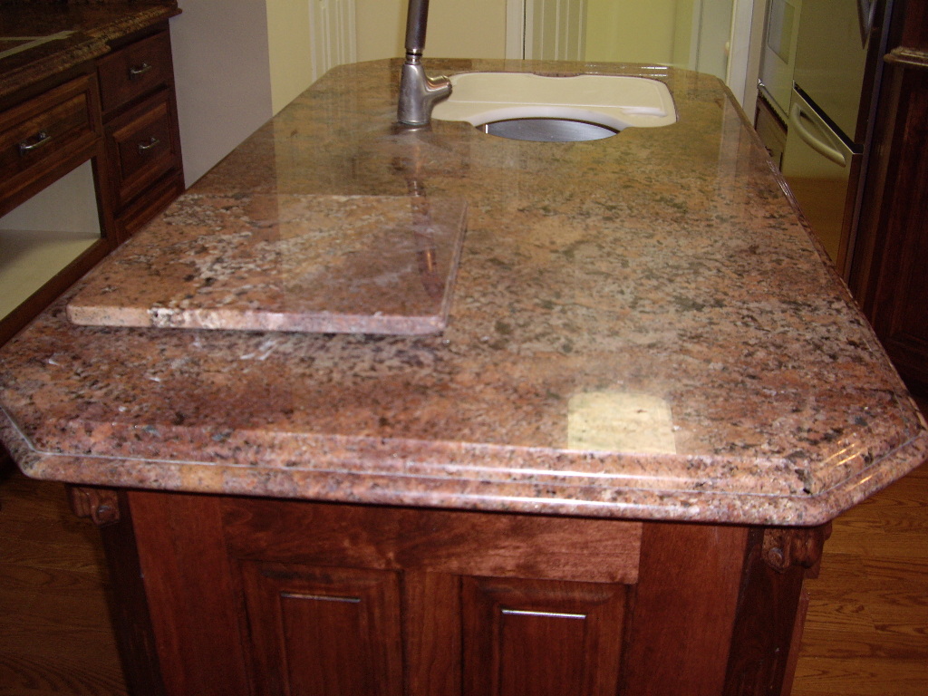 Custom Granite Kitchen Countertops