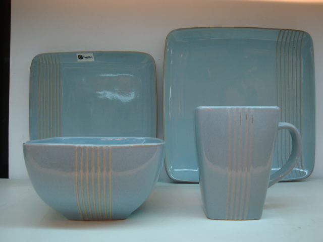 dinnerware set