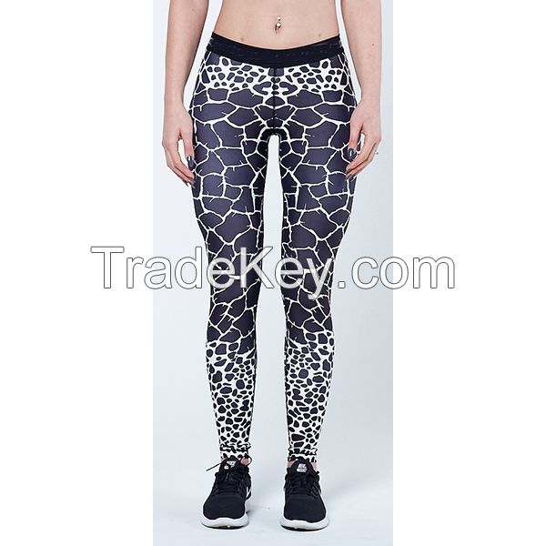 New hot fitness and yoga wear ladies nylon spandex two-piece yoga suit sports bra and trousers suit