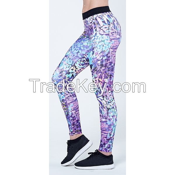 New hot fitness and yoga wear ladies nylon spandex two-piece yoga suit sports bra and trousers suit