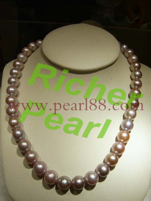 Pearl Necklace-brown