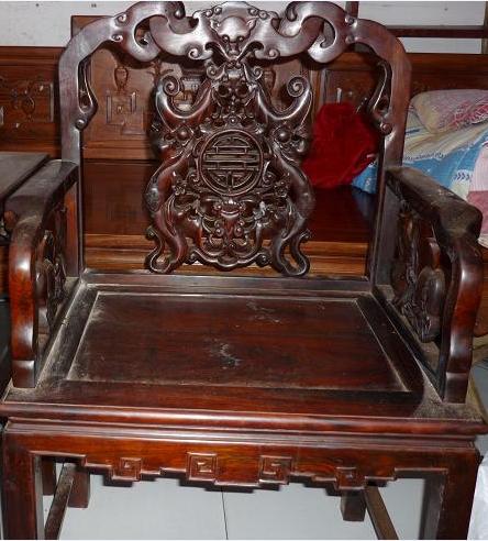 rosewood tablet chair