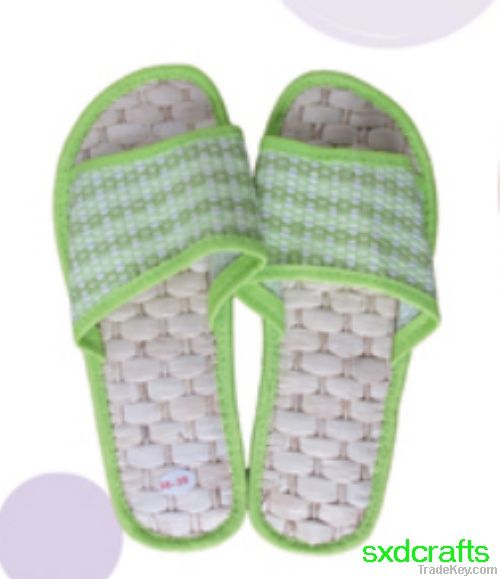 Straw sandal