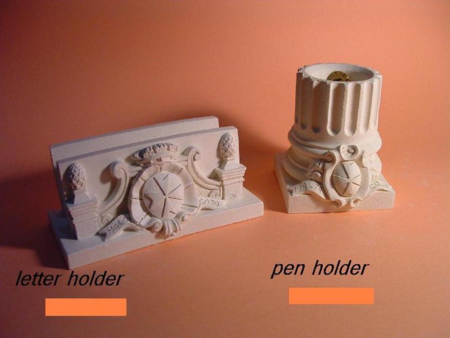 LETTER & PEN HOLDER