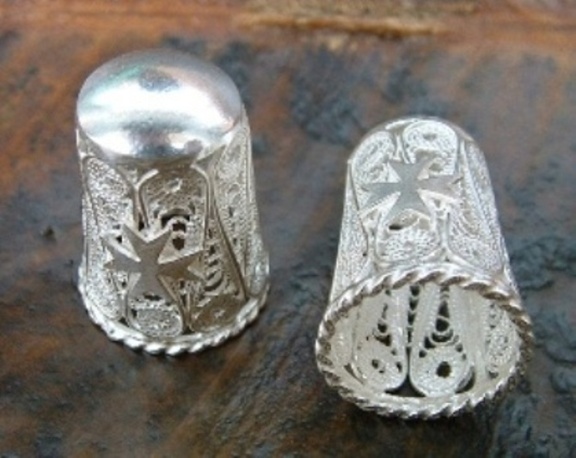 HAND MADE STERLING SILVER FILIGREE THIMBLE