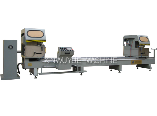 Digital-controlled double-head cutting saw for aluminum door and windo