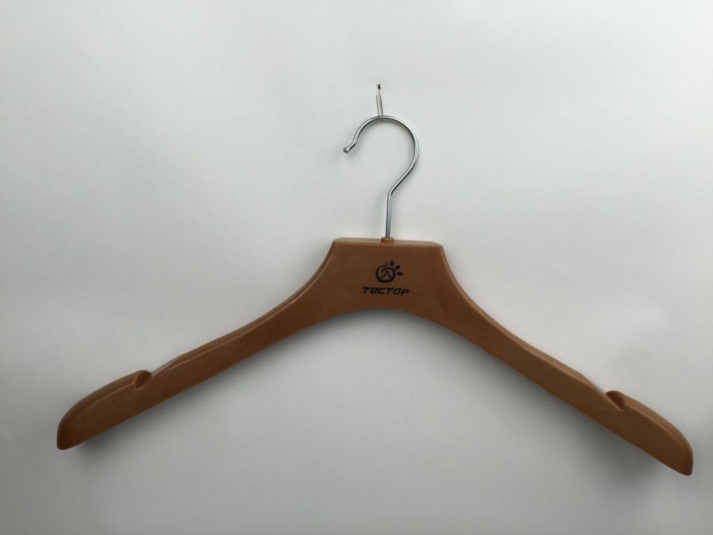 Top Hangers for coats, T-shirt & dress