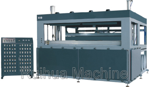 Vacuum Forming Machine