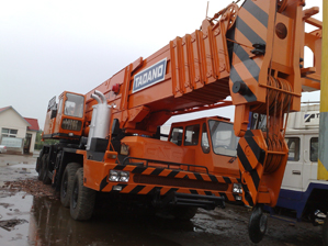 Tadano Crawler Crane