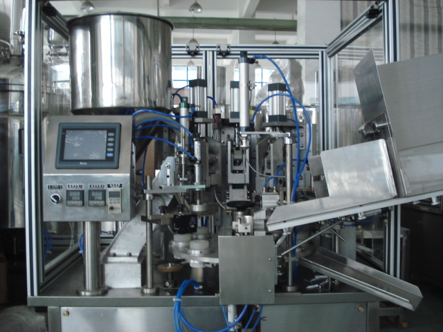 tube filling and sealing machine