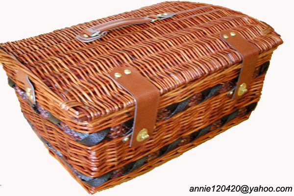 picnic basket