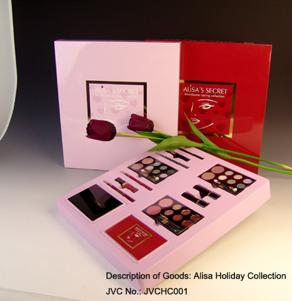 Alisa Holiday Collection